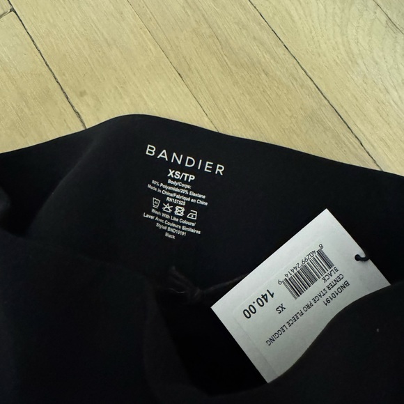 Bandier Center Stage Pro Fleece Legging - Picture 4 of 4